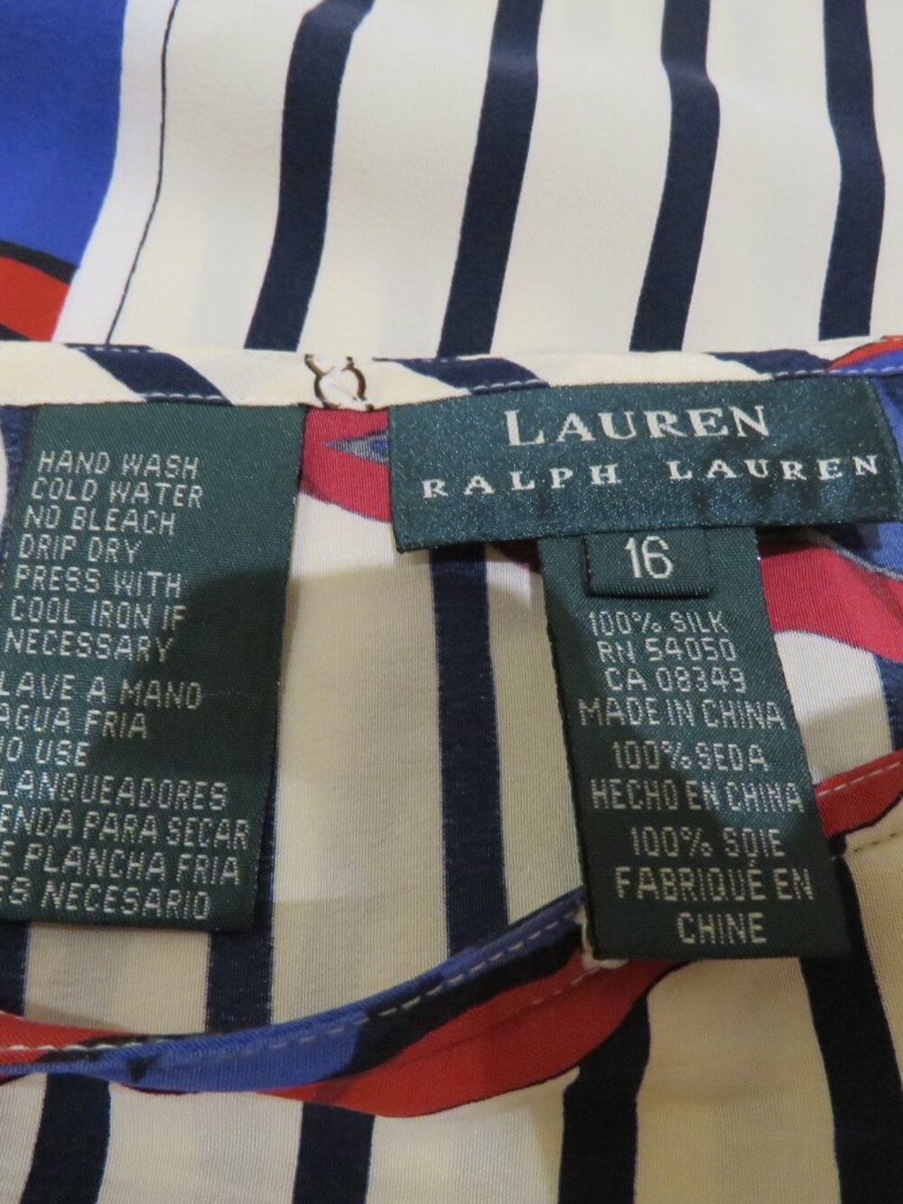 VINTAGE LAUREN RALPH LAUREN Silk Nautical Flag Wrap Skirt US 16 Coastal Preppy - Picture 14 of 14